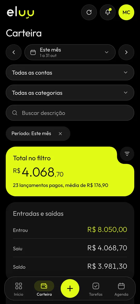 Carteira da eluu no celular, com o total do mês e as entradas e saídas.